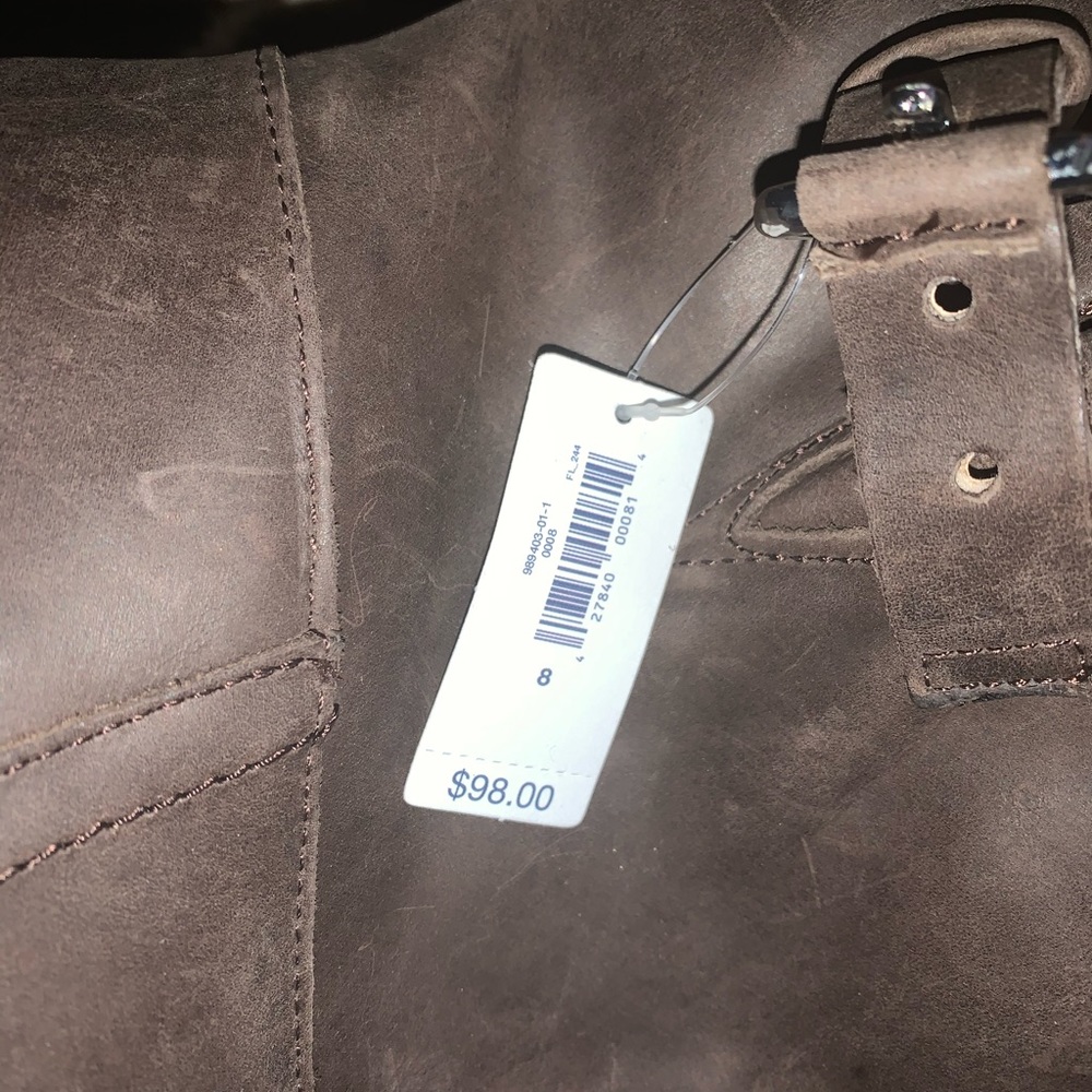 Boots - Picture 4 of 6